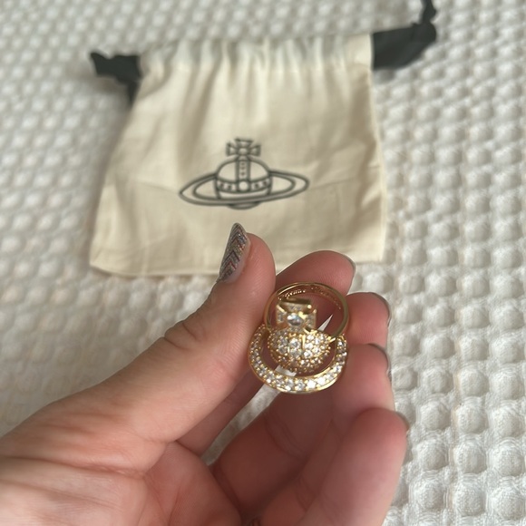 Vivian westwood mini orb ring - Picture 3 of 5